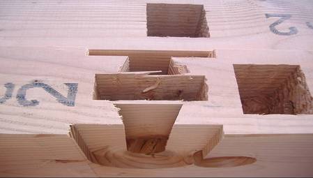 従来の木造軸組工法の断面欠損